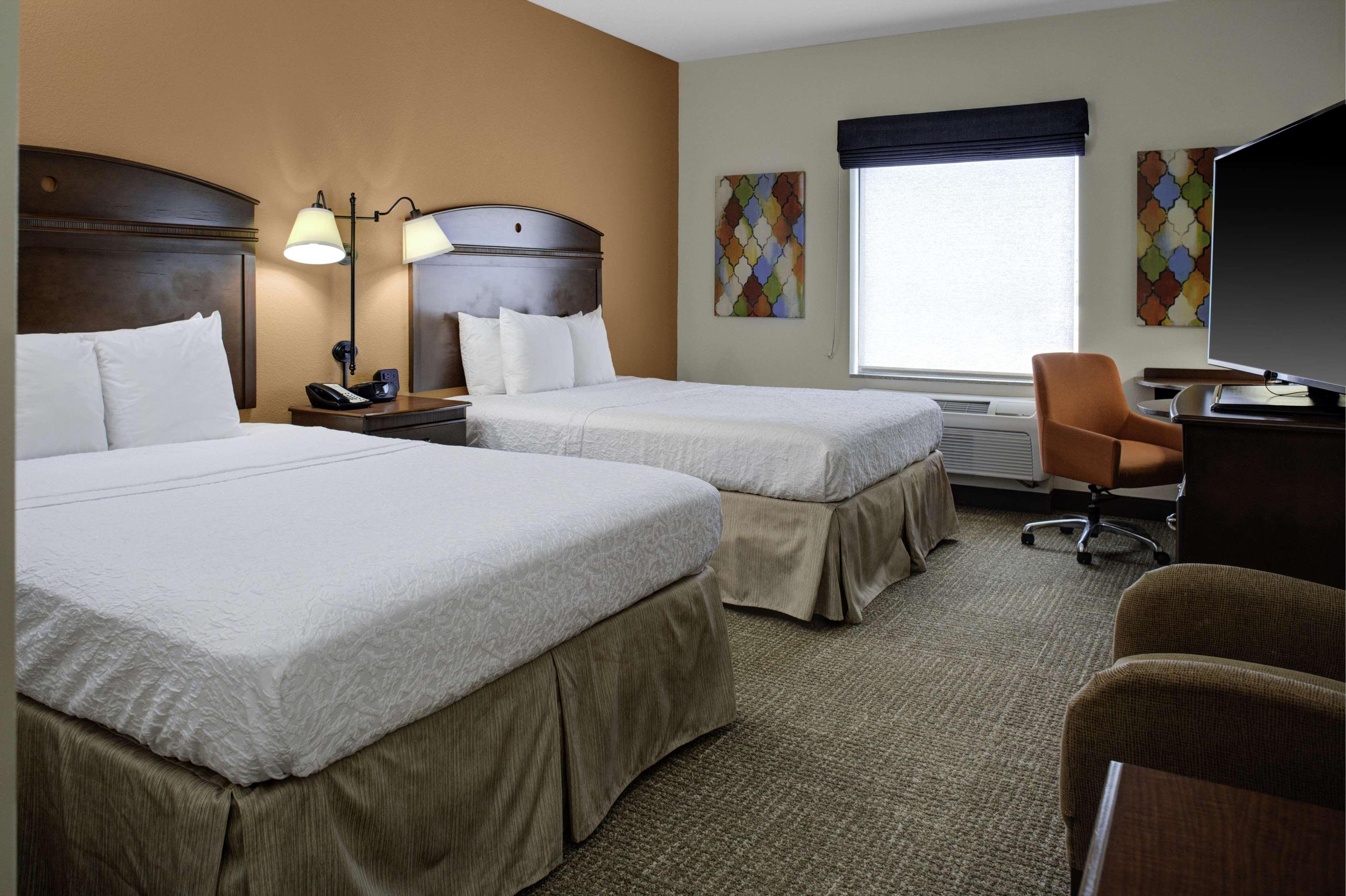Hampton Inn Elkhorn Lake Geneva Area Exterior photo